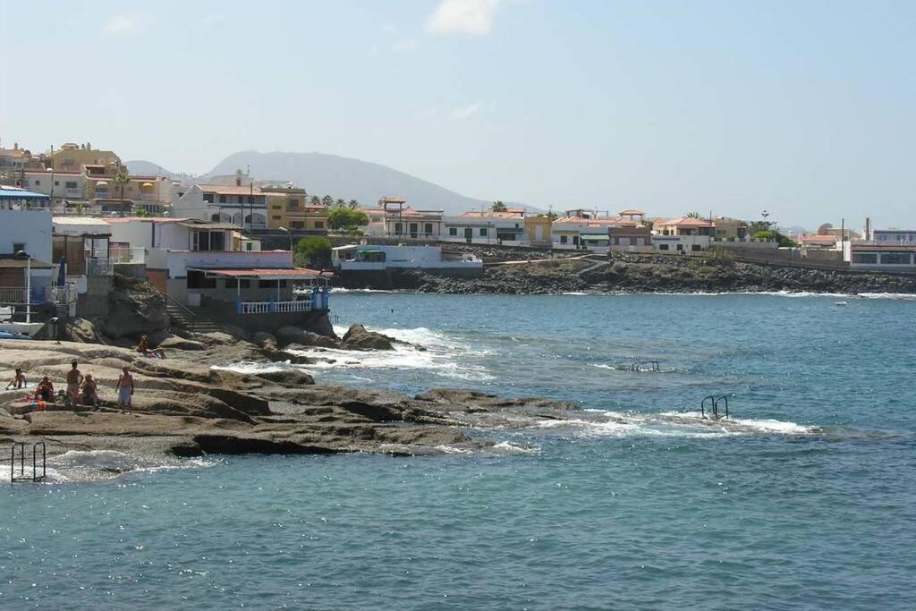 Spacious Apartment Just Few Steps Of The Ocean In La Caleta 阿德耶 外观 照片