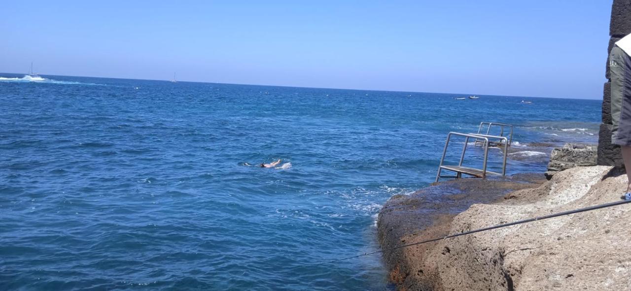 Spacious Apartment Just Few Steps Of The Ocean In La Caleta 阿德耶 外观 照片